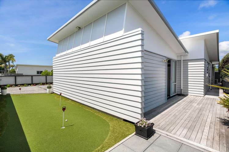 207A Ocean Road Whangamata_18