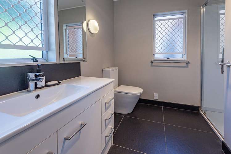 2 St Marys Place Onerahi_10