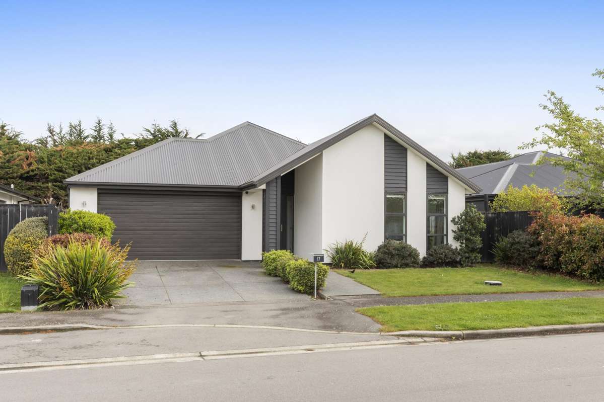 17 Robert Duncan Road_0