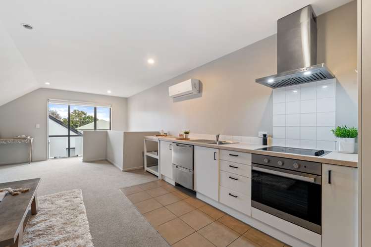 1/75 Thackeray Place Waltham_5