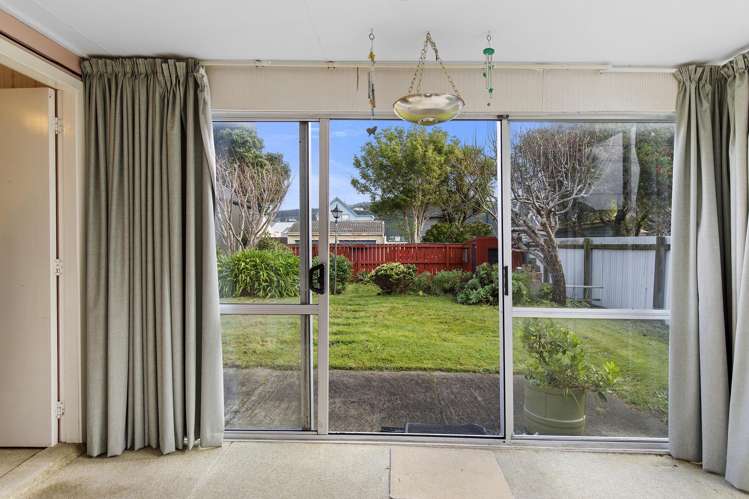 8/61 Richmond Street Petone_7