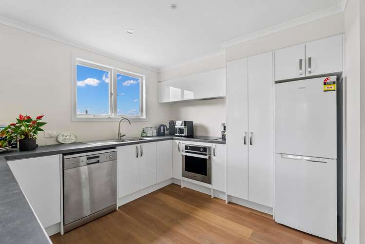 35 Boundary Road Hikurangi_10