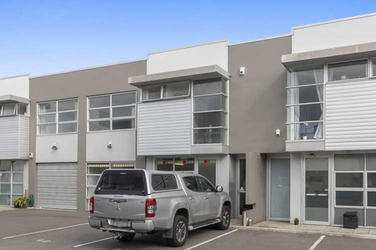 10/27 Waterman Place Ferrymead_2