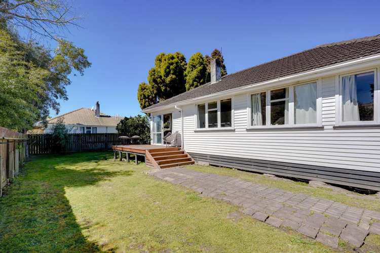 29 Masefield Drive Enderley_13