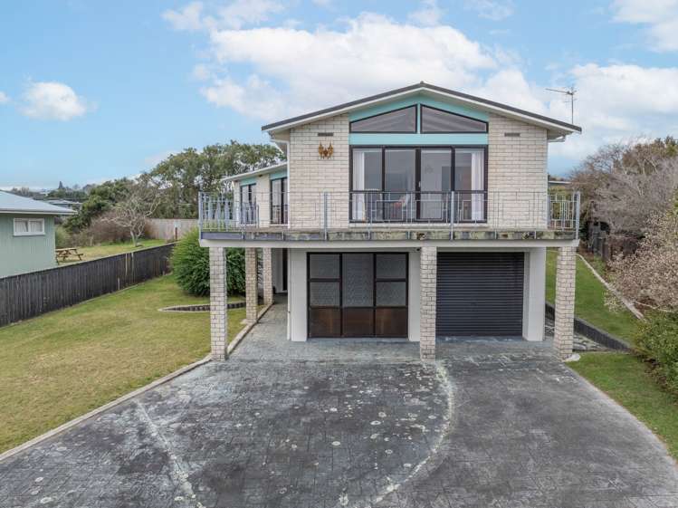 24 Hinerau Grove Waipahihi_16