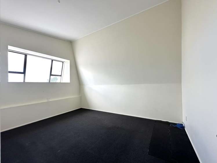 Unit 1, 12 Manuka Street Tauhara_13