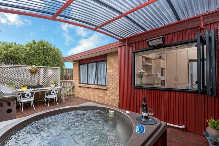 2/78 Moore Street Howick_14