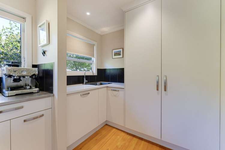 25 Churchill Avenue Richmond_7