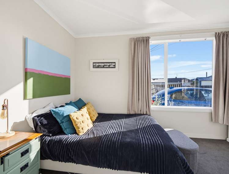 5 Hargest Crescent Saint Kilda_8