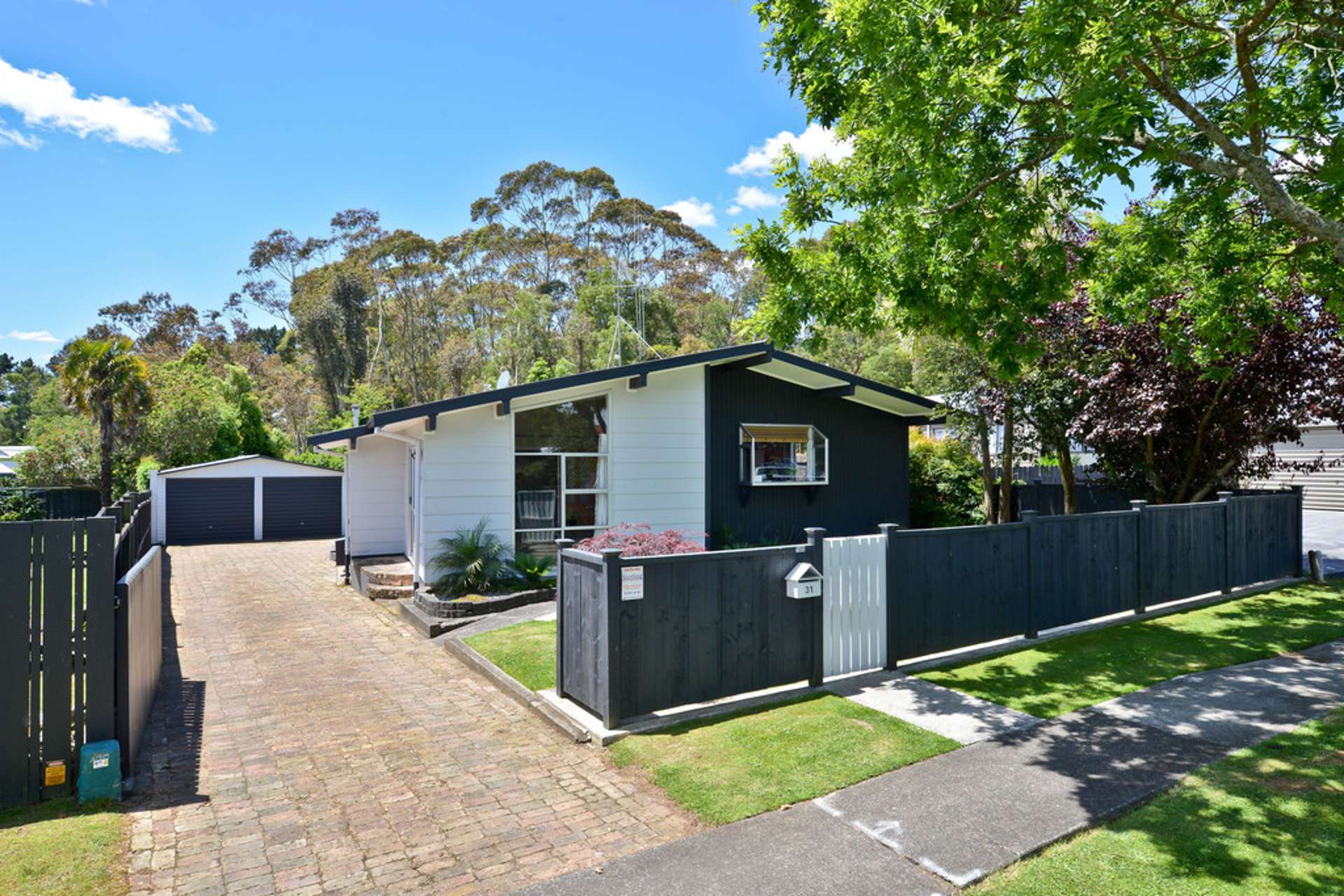 31 Lansdowne Crescent Glenview_0