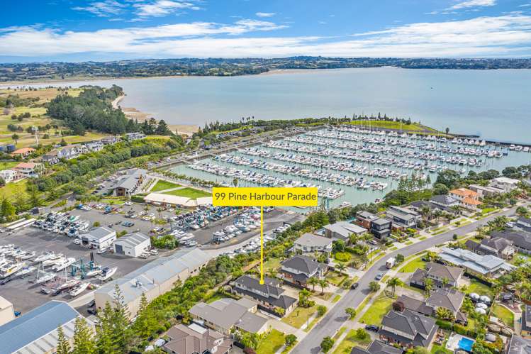 99 Pine Harbour Parade Beachlands_18