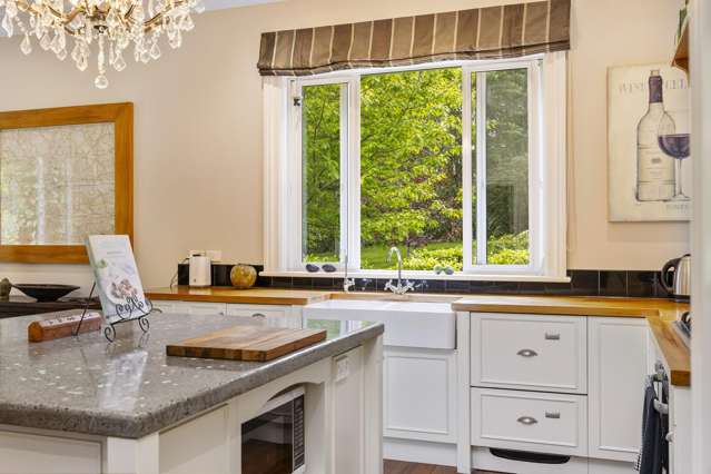 365 Whangamata Road Kinloch_4
