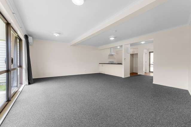 2/13 Korimako Street Frankton_1