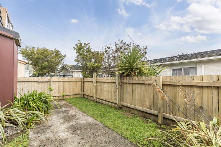 4 Cobar Close Maupuia_13