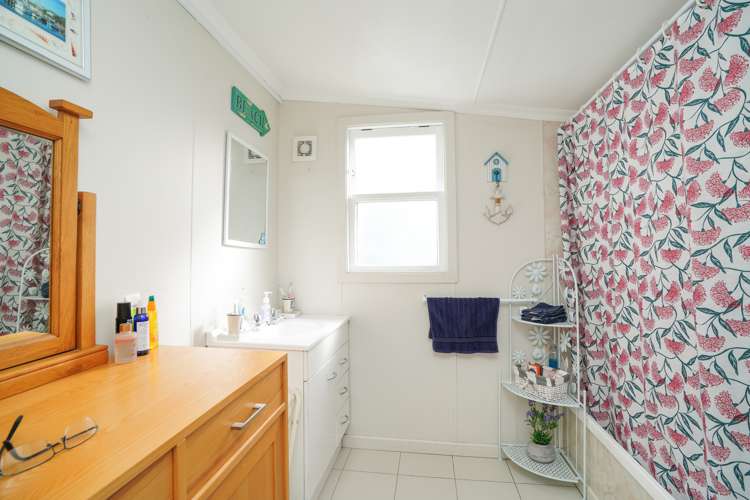 124 Pomona Street Strathern_9