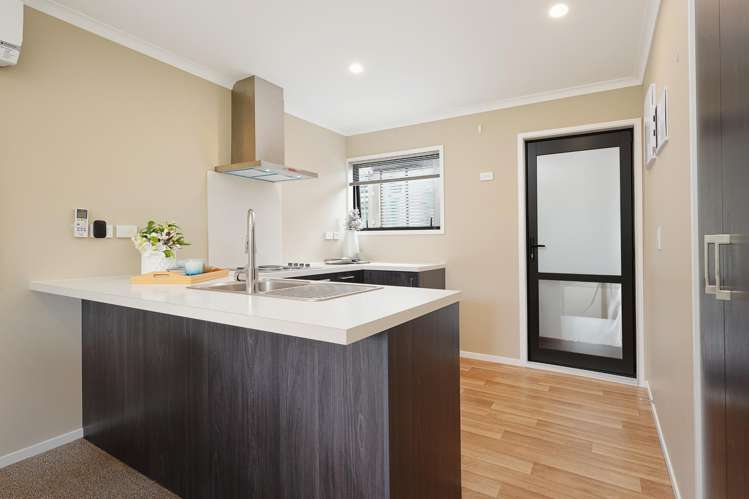 117 & 117A Awaroa Road Sunnyvale_16