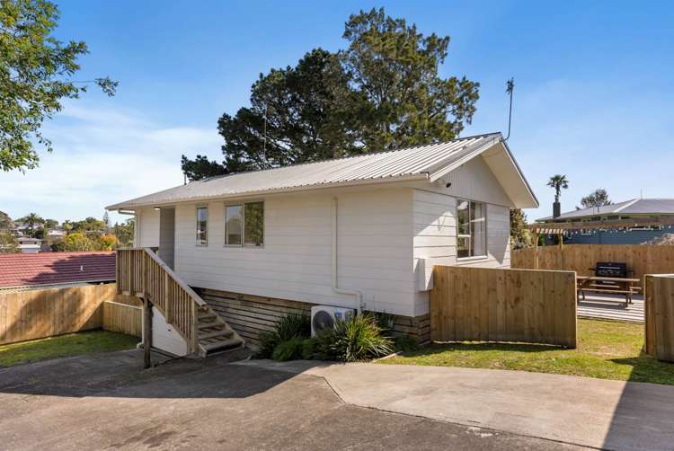 2/63 Rosier Road Glen Eden_2