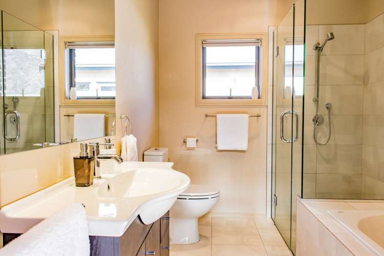 44 Erskine Street Dalefield/Wakatipu Basin_12