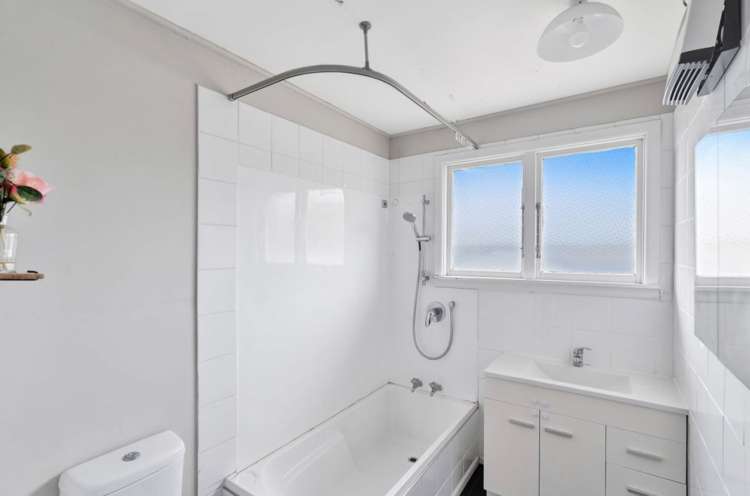 612 Waterloo Road Templeton_13