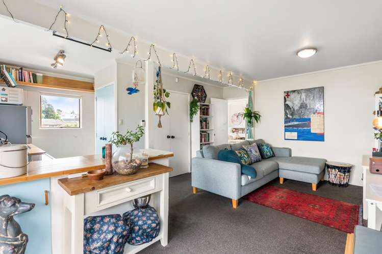 2/74 La Trobe Street Pakuranga Heights_5