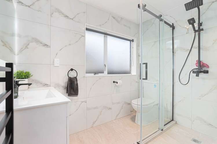 6 Bolton Street Blockhouse Bay_10