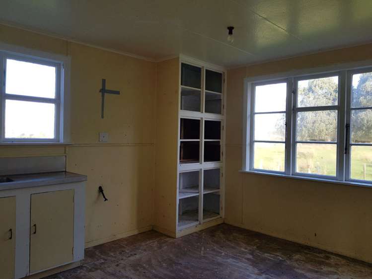 32 High Street Eketahuna_3