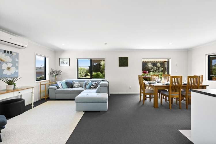 87b Dixon Road Glenview_7