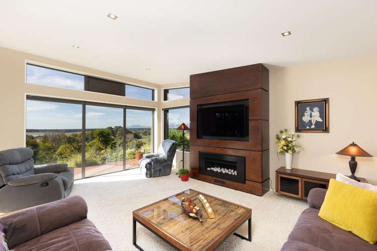 68 Hoddy Road Redwood Valley_11