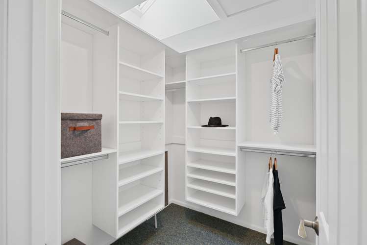 4 Cambria Gardens The Wood_21