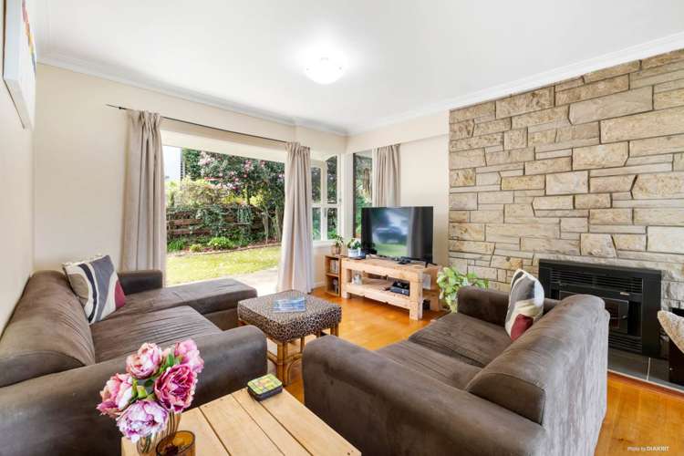 48 Callis Avenue Opaheke_16