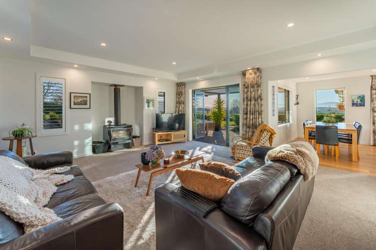 210 Spur Road Hadlow_5