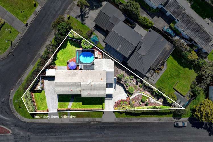 92 Rosario Crescent Red Beach_2