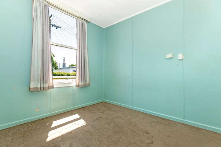 678 Gladstone Road Te Hapara_18