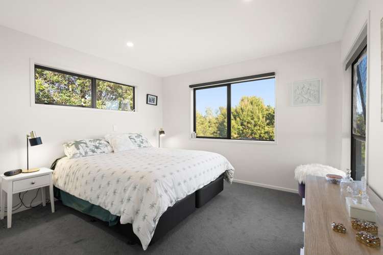 37 Seaview Road Cable Bay_12