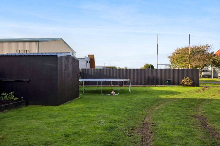 54 Egmont Street Hawera_19