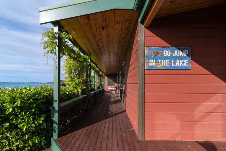 5 Holden Avenue Holdens Bay_4