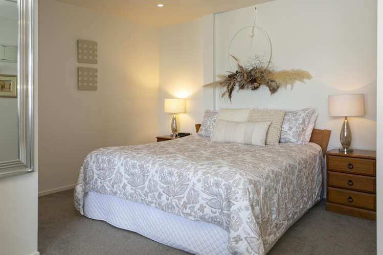 7/2 Lowell Place Waipahihi_11