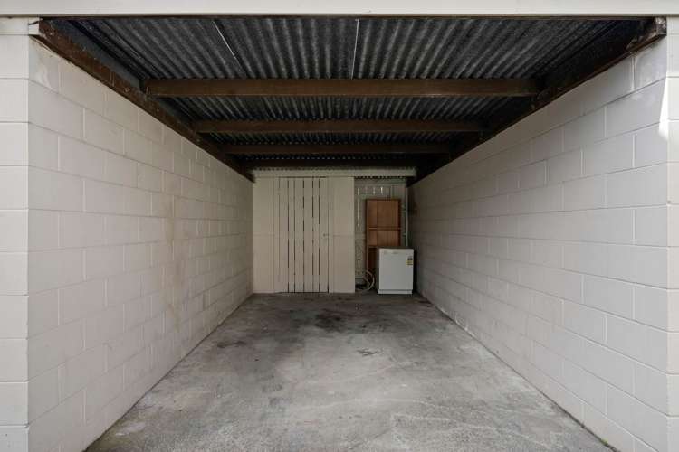 11/19A Gray Avenue Mangere East_21