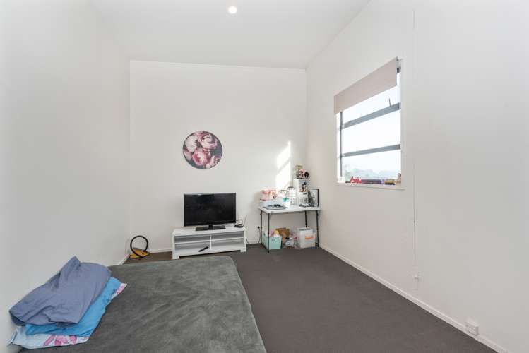 3/5 Freeman Way Manukau Central_14