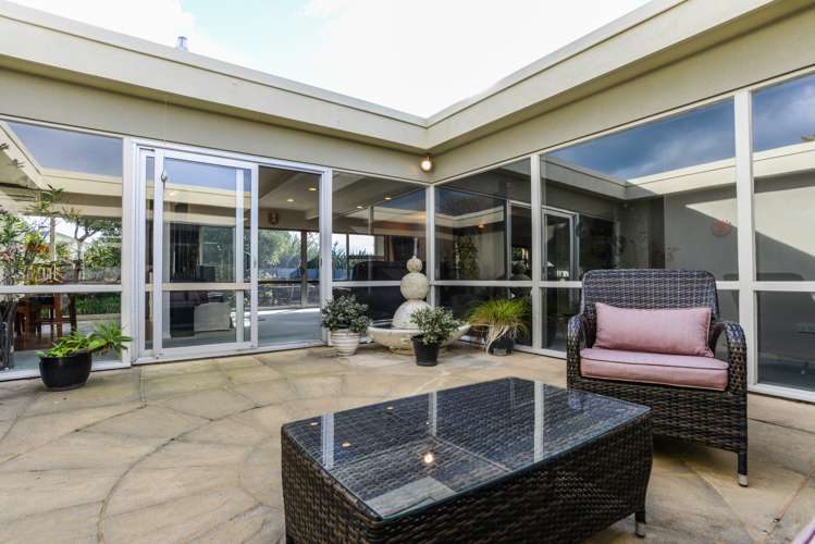 53 Upham Crescent Taradale_17