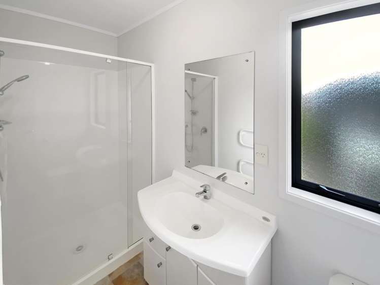 48a Harmel Road Glendene_11