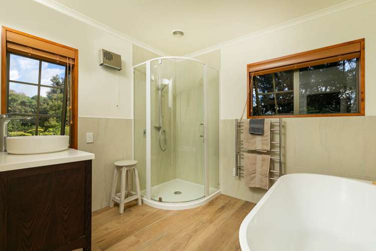 12c Kimberly Grove Greenhithe_16