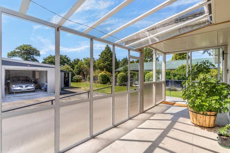 14 Dejoux Road Winton_1