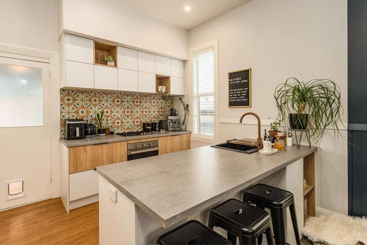 51 Avenue Road West End_5