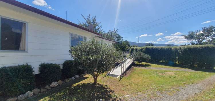 78 Woodward Street Featherston_10