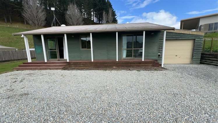 1745 Tiniroto Road_0
