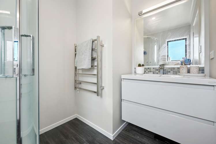 10/13 Beale Street Hamilton East_9