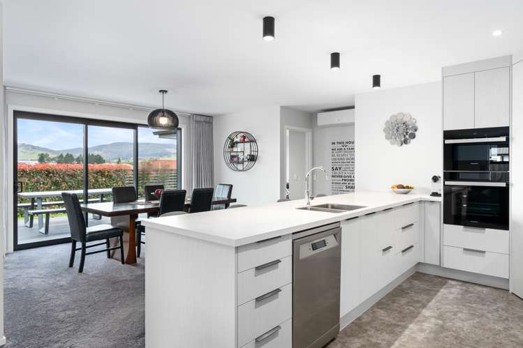 8 Marjorie Lane Mosgiel_9