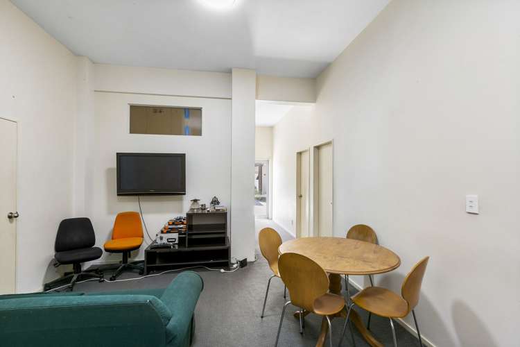 1/27 Drummond Street Mount Cook_1