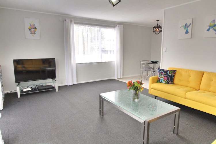 2/88 Cargill Street Papakura_2